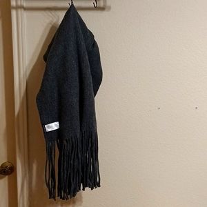 Lucky Brand Grey Scarf
